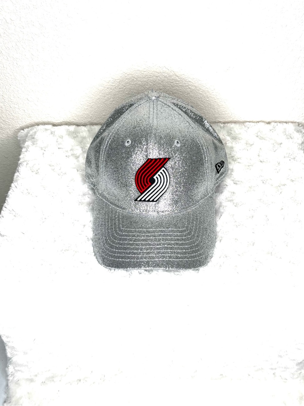 New Era Portland Trail Blazers Glitter Baseball Cap - Silver Women’s